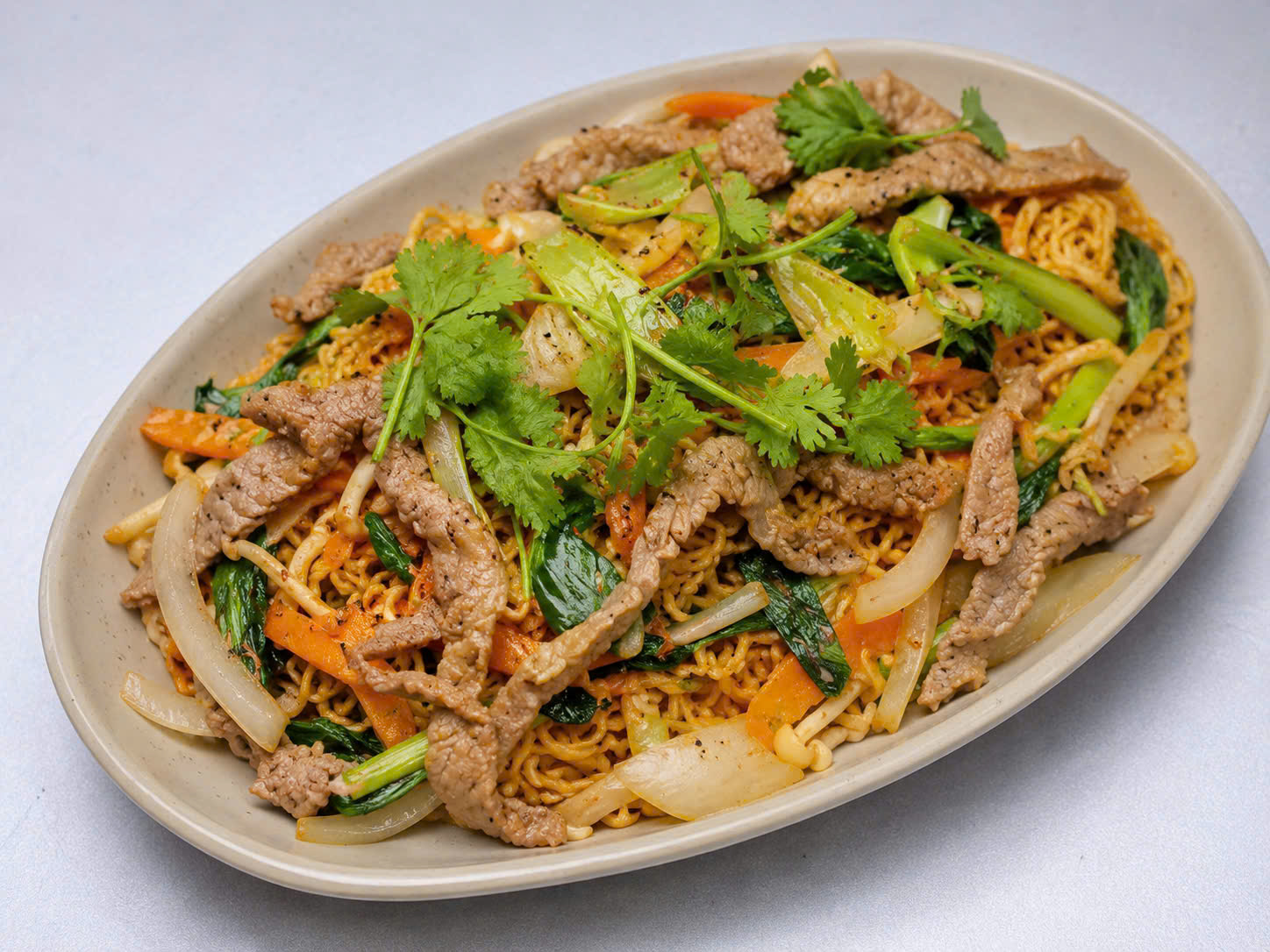 Kim Diện Ngưu Vương (Mì Xào Bò)
